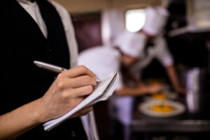Instrukcje BHP w gastronomii i przemyśle spożywczym Instrukcje BHP w gastronomii i przemyśle spożywczym